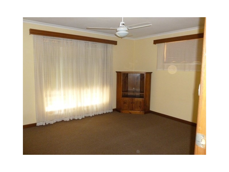 25 PHILLIP Street, Balaklava SA 5461