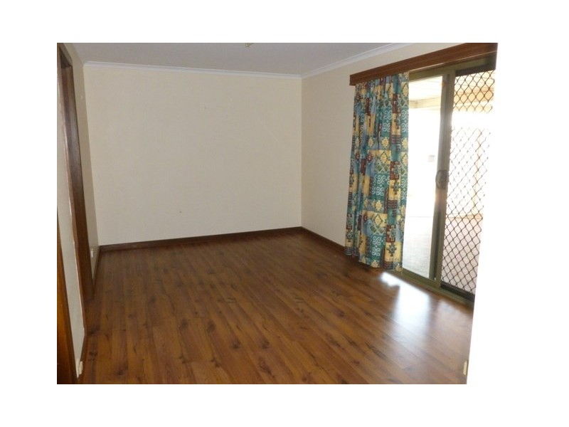 25 PHILLIP Street, Balaklava SA 5461