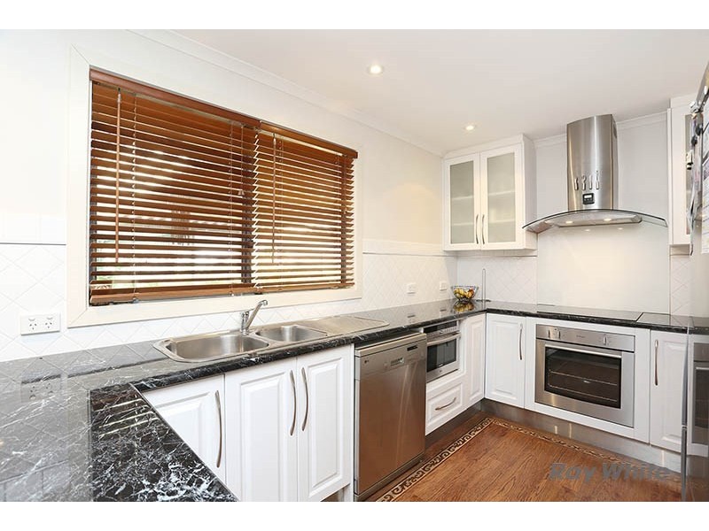 8 Newton Long Drive, Clare SA 5453