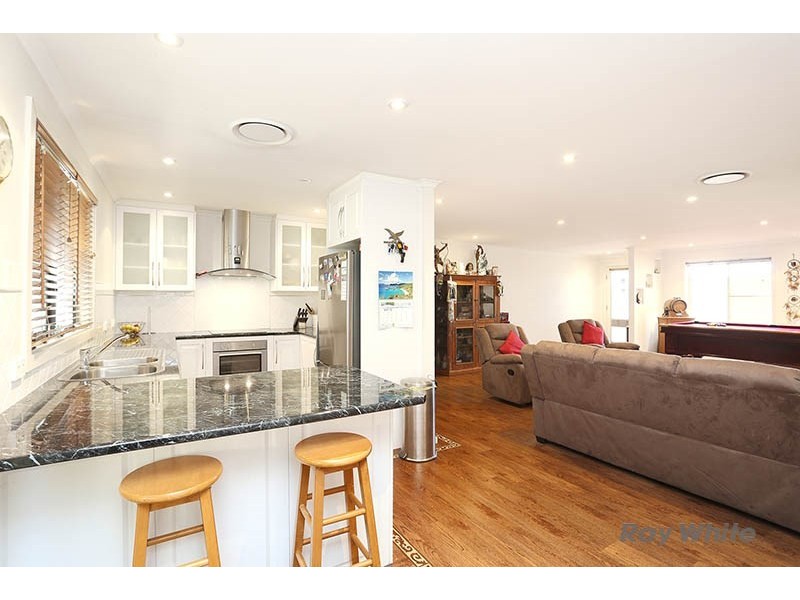 8 Newton Long Drive, Clare SA 5453