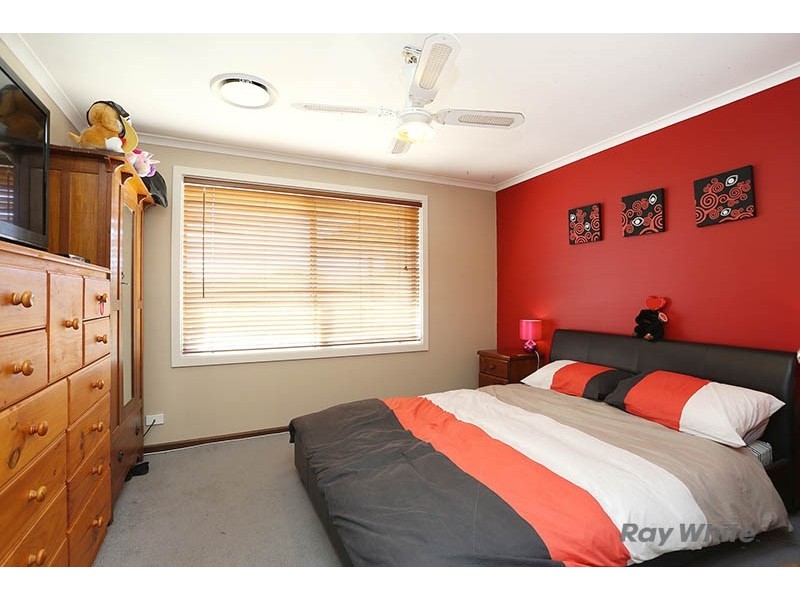 8 Newton Long Drive, Clare SA 5453