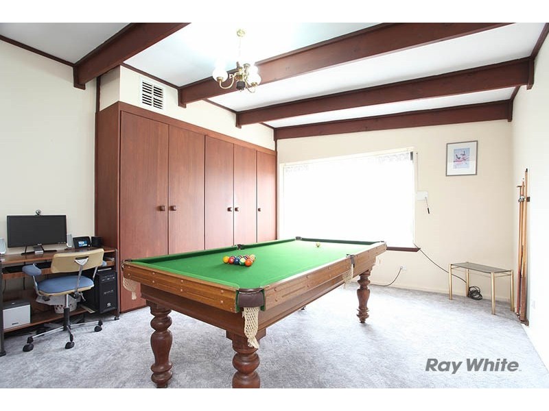 10 Beare Street, Clare SA 5453