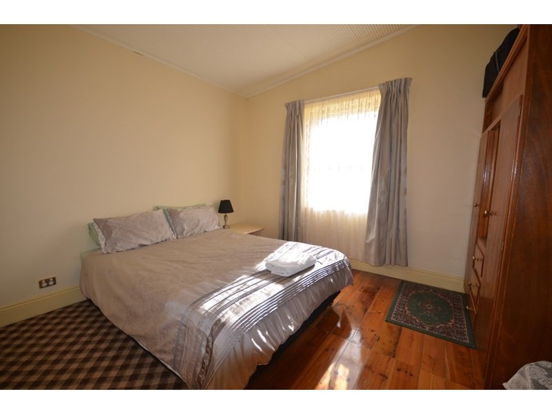 8 West Street, Burra SA 5417