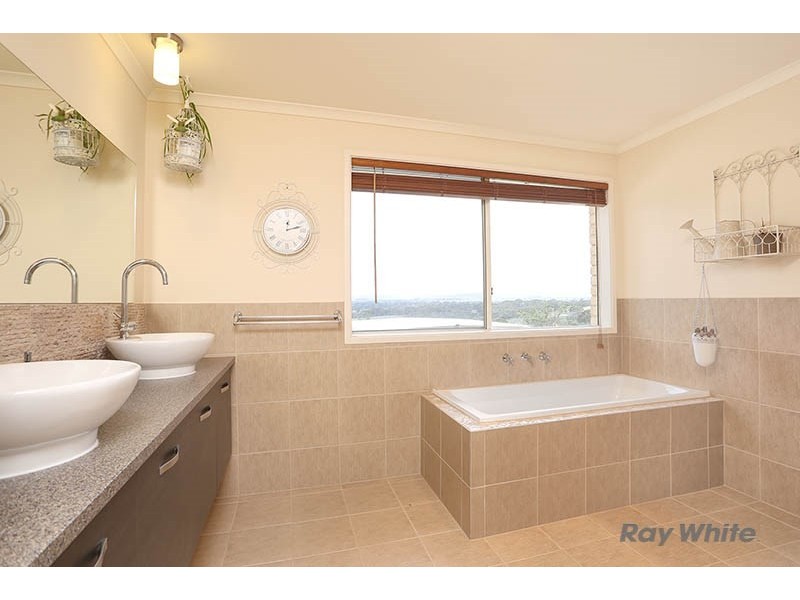 220 Spring Gully Road, Clare SA 5453