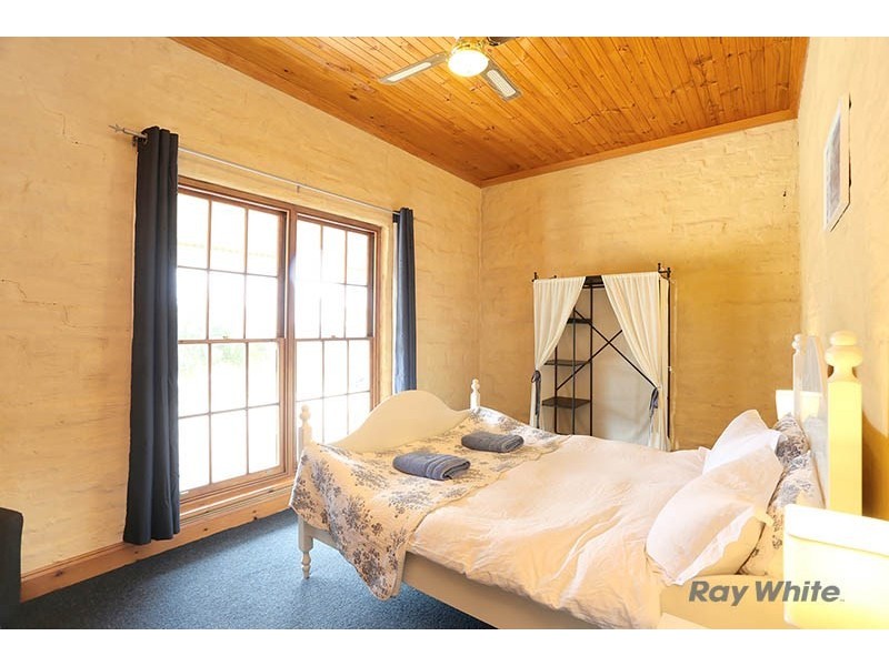 220 Spring Gully Road, Clare SA 5453