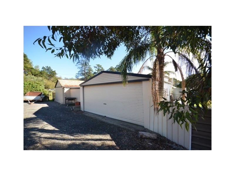 12 West Terrace, Clare SA 5453