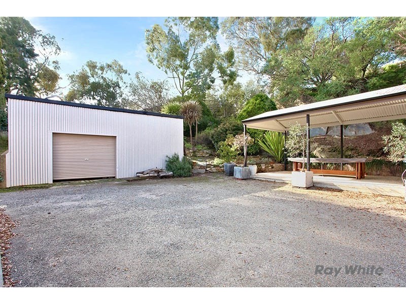 9 Wright Place, Clare SA 5453