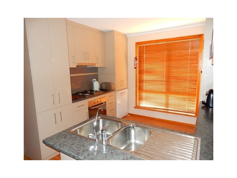 3-5 Karkarilla Street, Port Clinton SA 5570