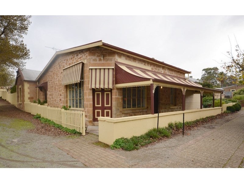 21 Main North Road, Watervale SA 5452