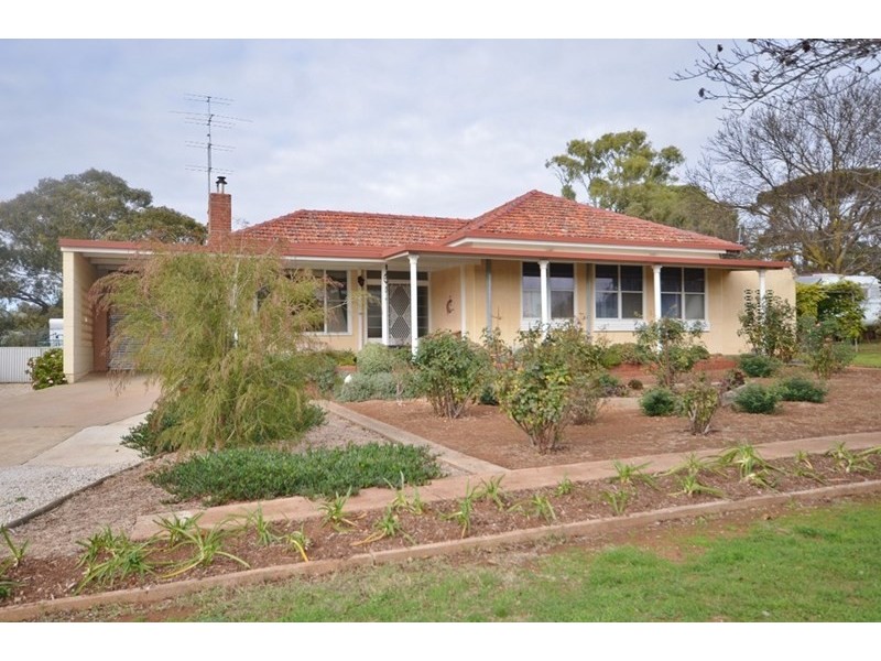 19 Henry Street, Auburn SA 5451