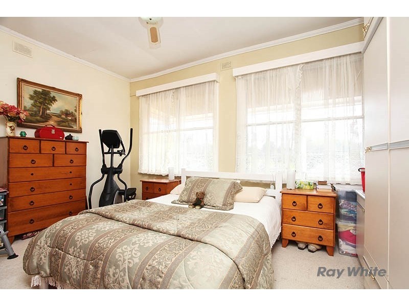 19 Henry Street, Auburn SA 5451