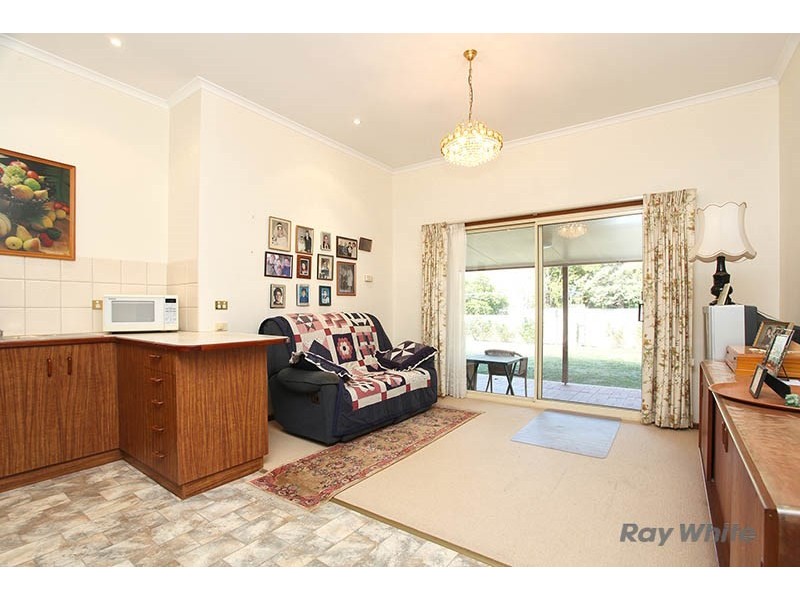 2 Bridge Street West, Burra SA 5417