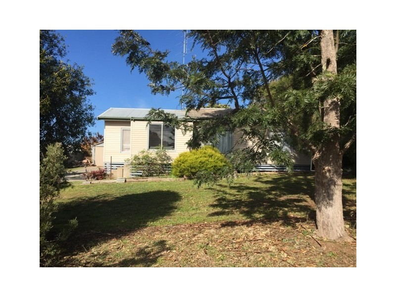 38 Essington Avenue, Clare SA 5453