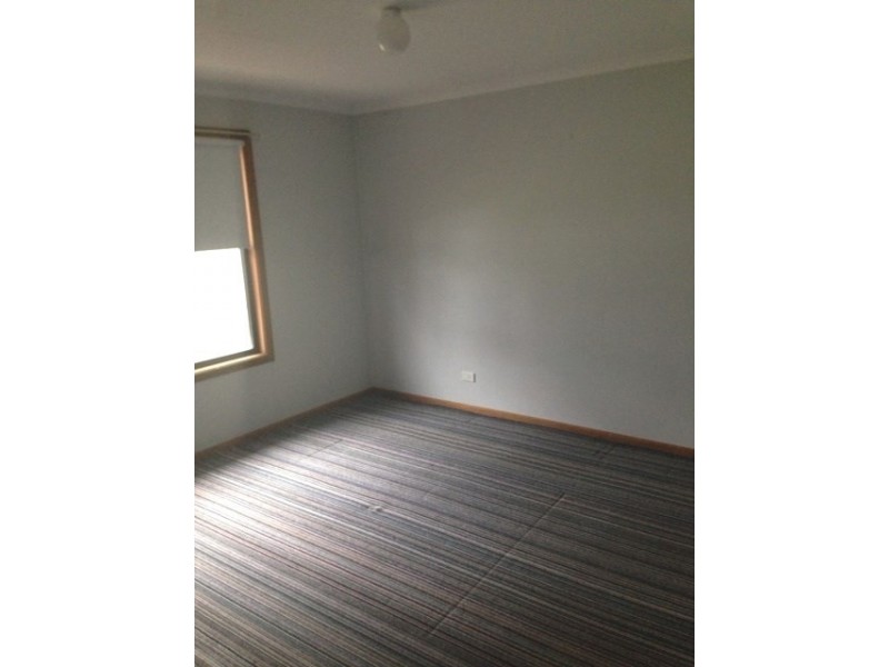 2/5 Charles Street, Clare SA 5453