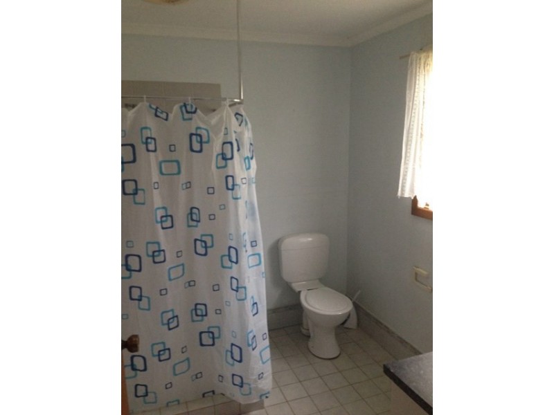 2/5 Charles Street, Clare SA 5453