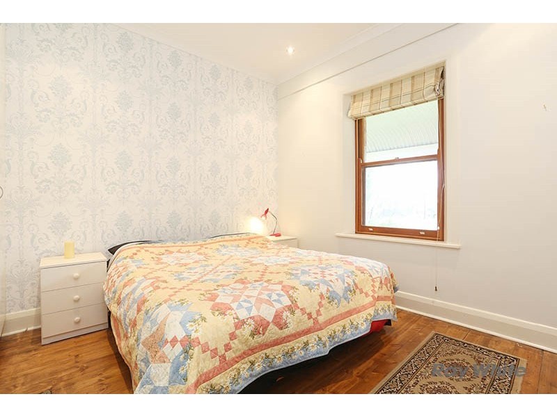 18 Wendouree Road, Clare SA 5453