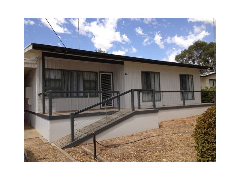 49 Beare Street, Clare SA 5453