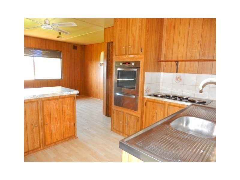 35 Bridge Road, Ardrossan SA 5571