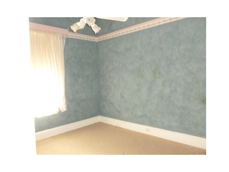 4 Church Street, Burra SA 5417