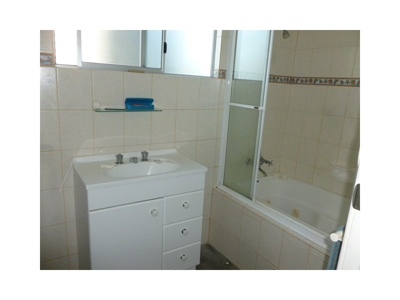 4 Church Street, Burra SA 5417