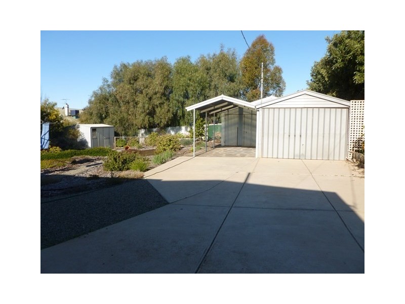 4 Church Street, Burra SA 5417