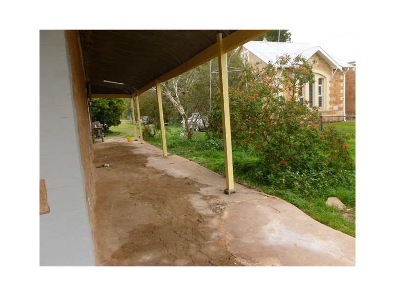 12 Railway Terrace, Gulnare SA 5471