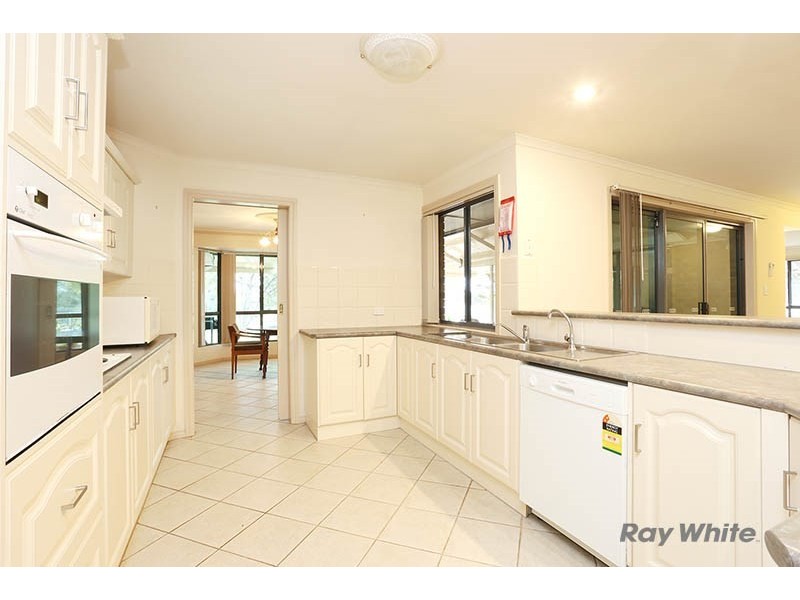 24 Jarman Crescent, Clare SA 5453