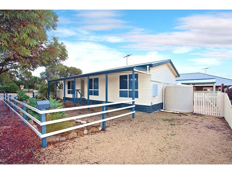 10 Sanders Street, Ardrossan SA 5571