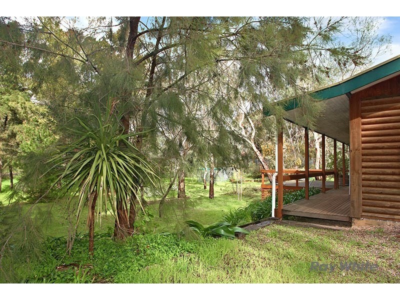 14 Adelaide North Road, Watervale SA 5452