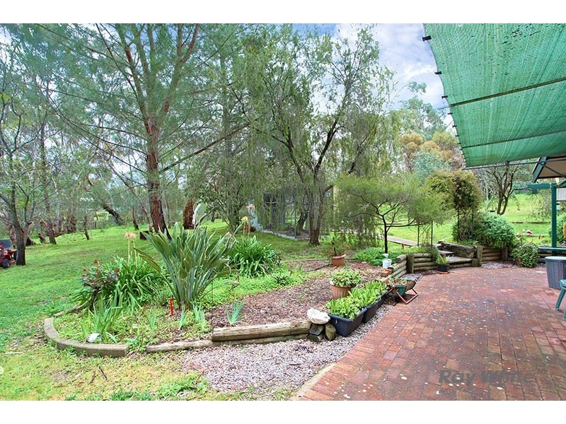 14 Adelaide North Road, Watervale SA 5452