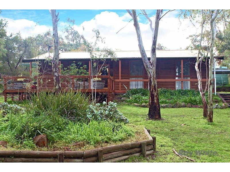 14 Adelaide North Road, Watervale SA 5452