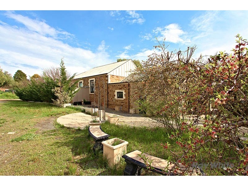 346, 100, 101 Grainger Street, Burra SA 5417