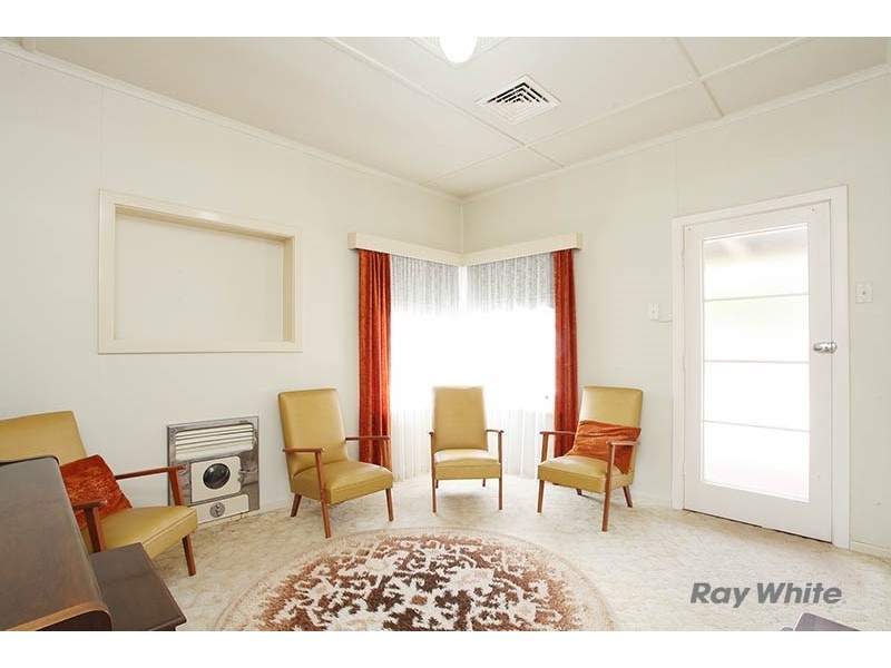 17 Chapel Street, Burra SA 5417