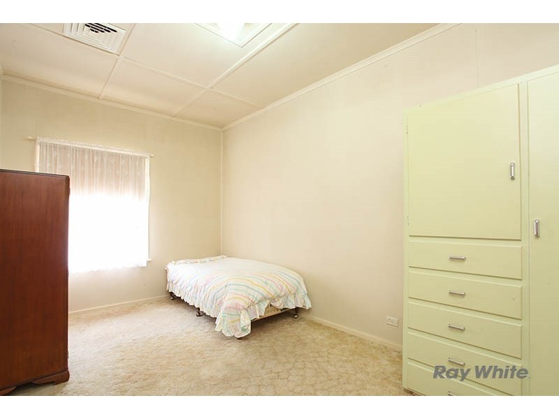 17 Chapel Street, Burra SA 5417