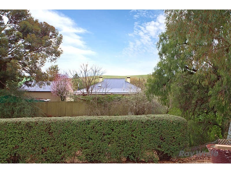 17 Chapel Street, Burra SA 5417