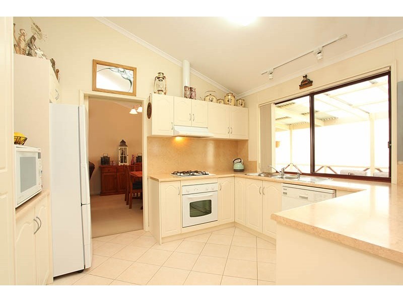 15 Ventnor Street, Port Vincent SA 5581