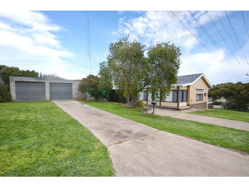 36 Victoria Road, Clare SA 5453