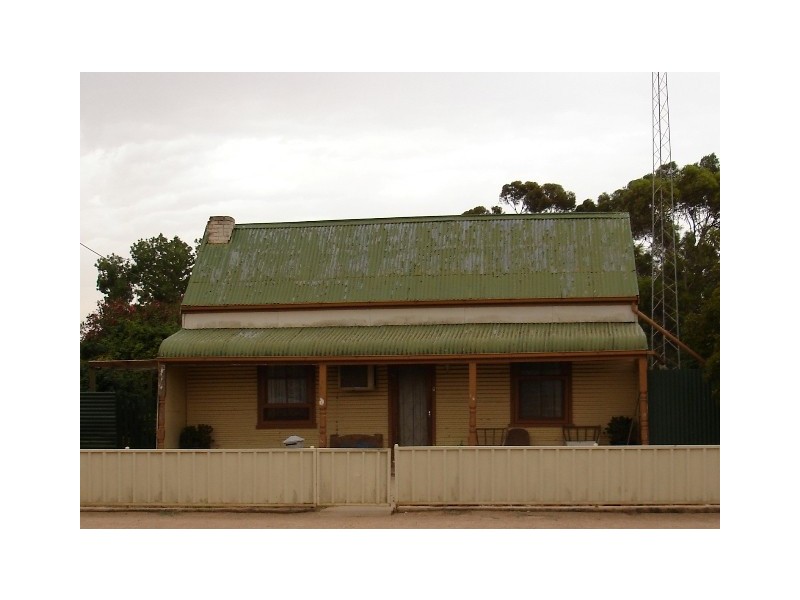 16 Third Street, Snowtown SA 5520