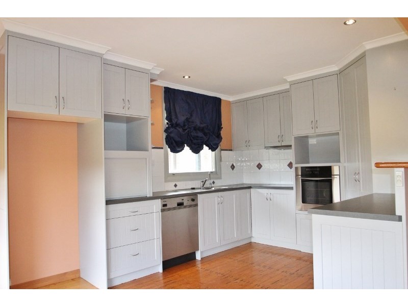 28 Kelly Street, Clare SA 5453