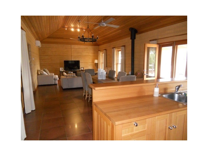 14 Hill Street, Mintaro SA 5415