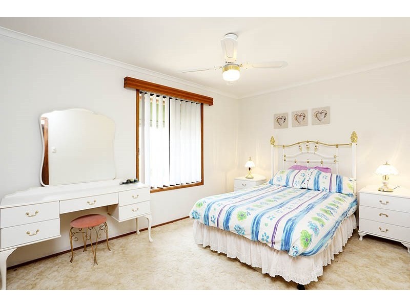 10 Moonta Terrace, Port Clinton SA 5570