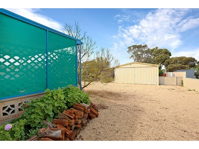10 Moonta Terrace, Port Clinton SA 5570
