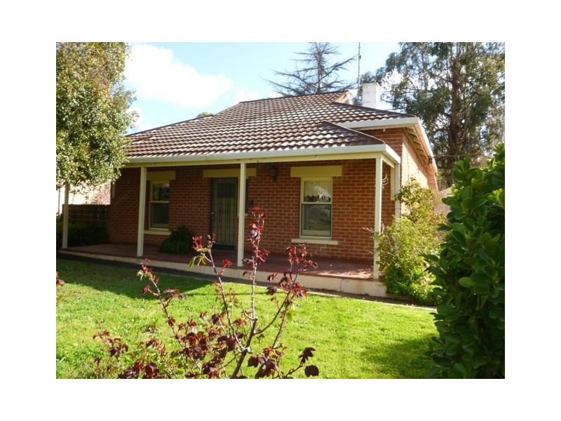 26 Guilford Street, Clare SA 5453