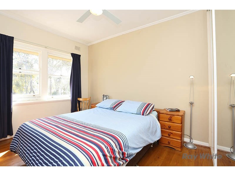 12 Powell Street, Clare SA 5453