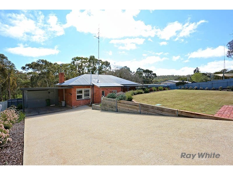 12 Powell Street, Clare SA 5453