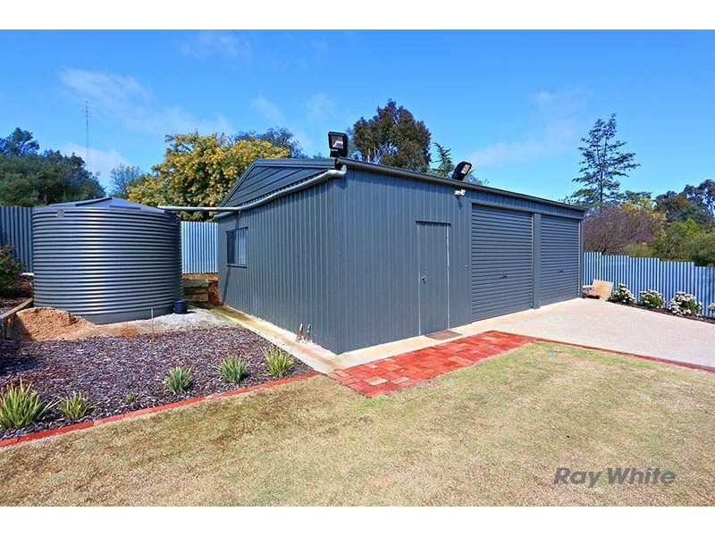 12 Powell Street, Clare SA 5453