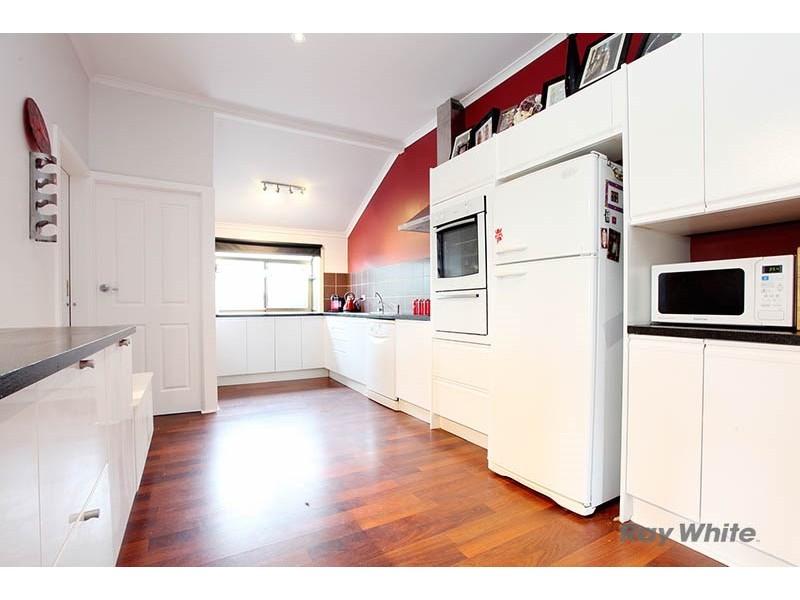 8 West Terrace, Clare SA 5453