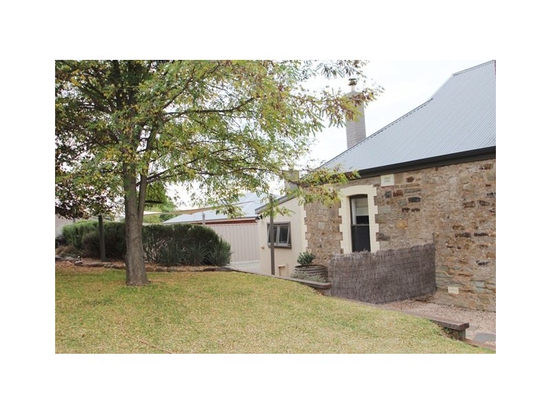 1 Bright Street, Clare SA 5453