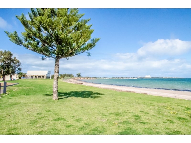 2 Frayne Terrace, Ceduna SA 5690