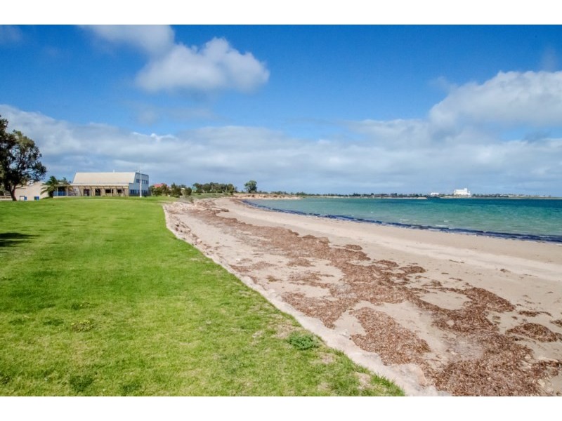 2 Frayne Terrace, Ceduna SA 5690
